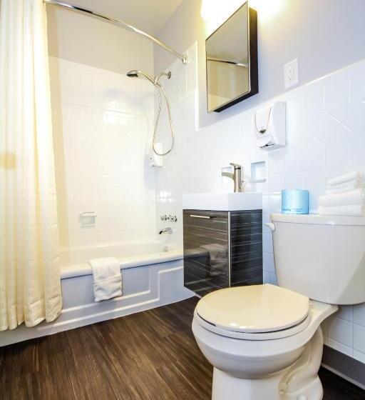 חדר סטנדרט עם מיטת קינג, Cadillac Motel Niagara