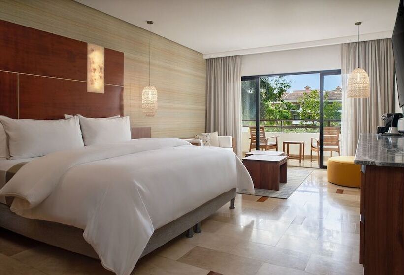 클럽 룸 킹침대, The Westin Reserva Conchal, An All Inclusive Golf Resort & Spa