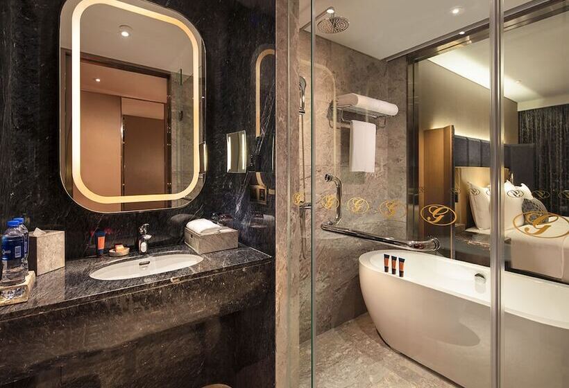 Номер Deluxe, Grand Bay Hotel Zhuhai