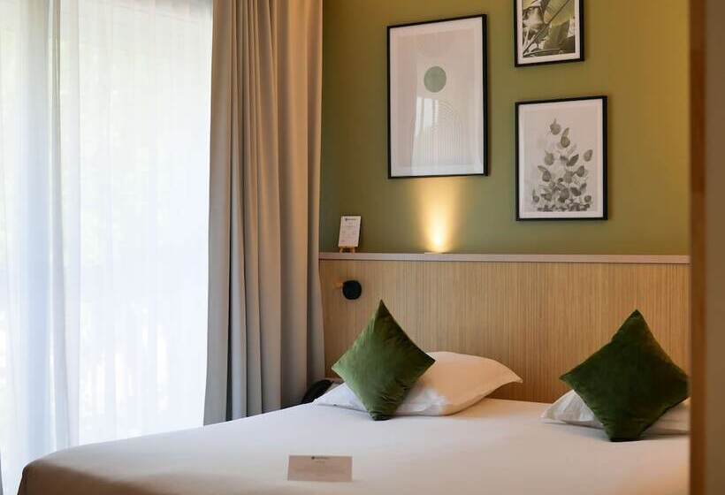 Номер Стандарт Двуспальная Кровать, Best Western Le Bois De La Marche