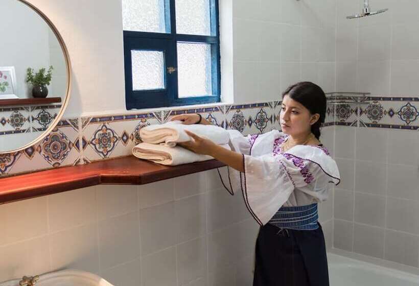 수피리어 트리플 룸, Hostería Hacienda Pinsaqui