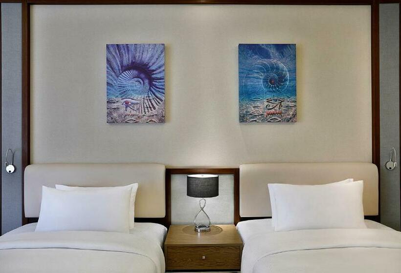 Camera Superior Vista mare con Balcone, Hilton Hurghada Plaza