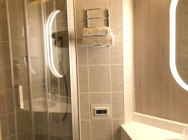 스탠다드 룸, Ibis Styles Antibes
