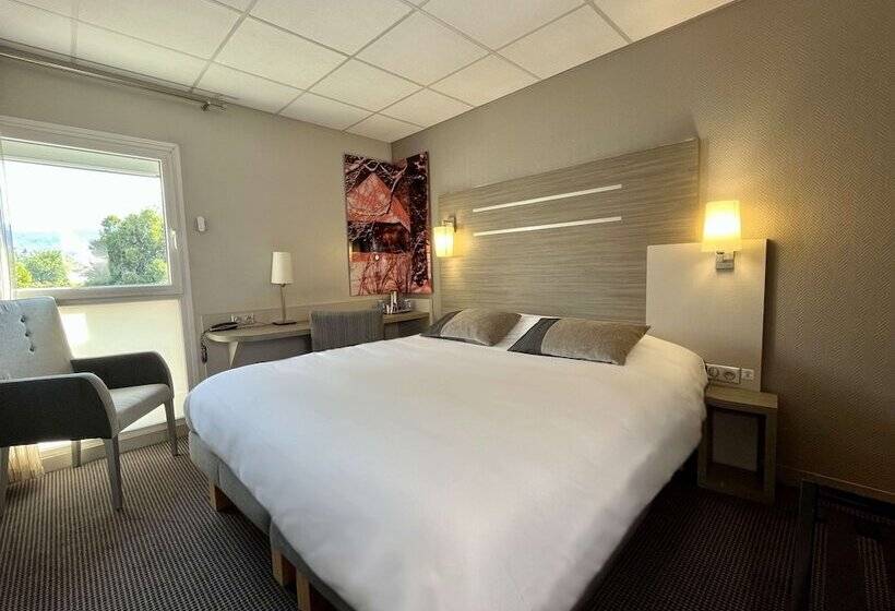 Семейный Номер, Best Western Voiron Centre