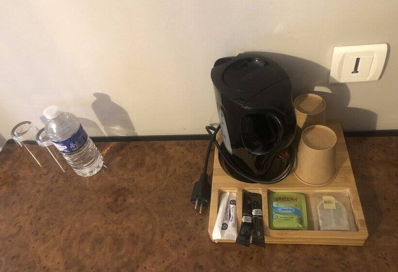 컴포트 룸, Logis Hotel De La Corniche