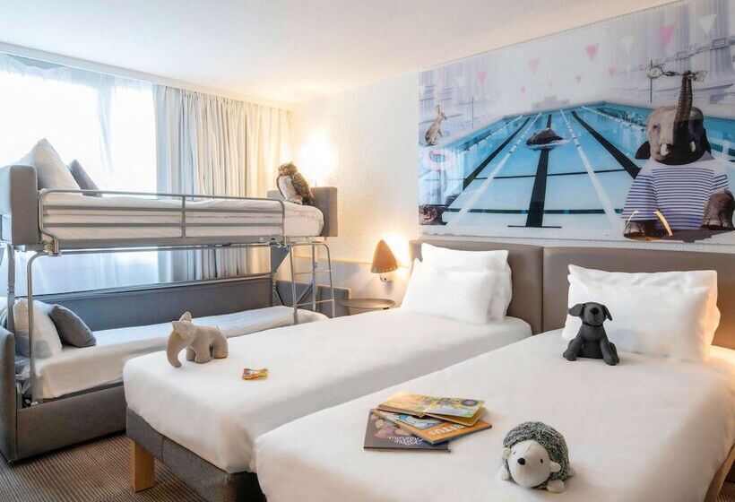 Номер Классика Двуспальная Кровать, Novotel Dijon Sud