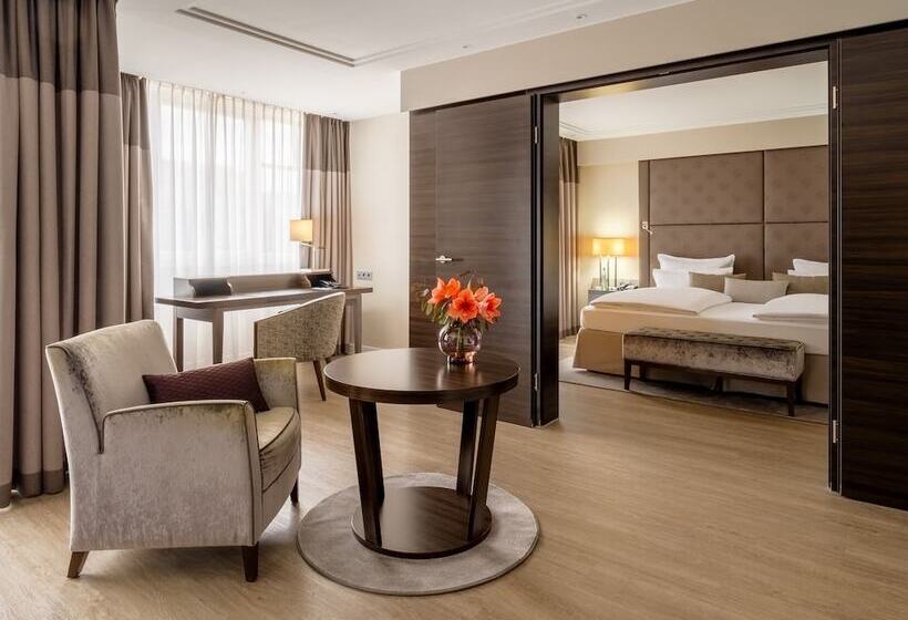 Люкс Superior, Pullman Munich