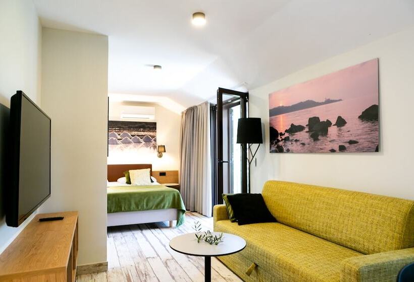 سوییت لوکس, Laguna Deluxe  Terme Krka