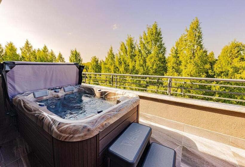 デラックススタジオ, Lotus Therme Hotel & Spa
