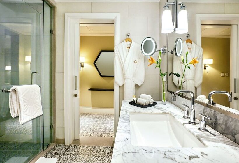 Президентский Люкс, Taj Connemara, Chennai