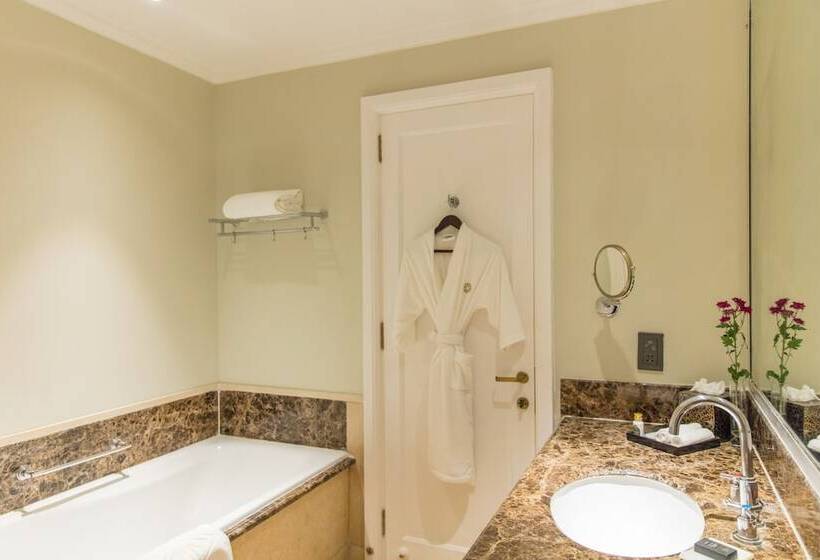 Номер Стандарт, Taj Connemara, Chennai