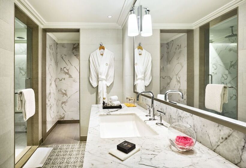 Номер Deluxe, Taj Connemara, Chennai