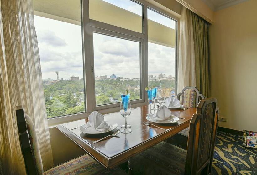 俱乐部套间, Peerless Hotel Kolkata