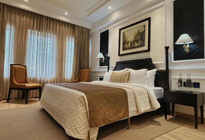 俱乐部套间, Peerless Hotel Kolkata