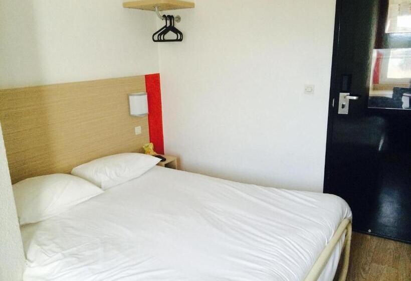 Номер Стандарт, Fasthotel Montereau   Esmans
