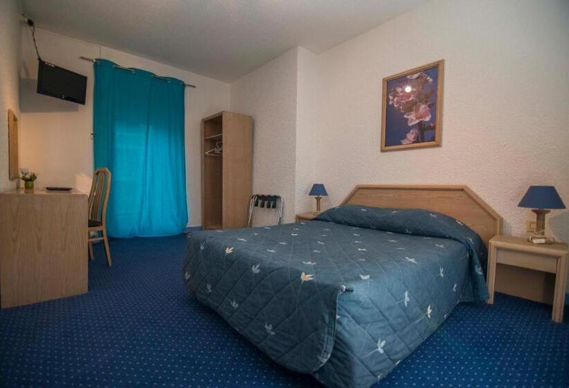 Номер Стандарт, Hôtel De La Poste