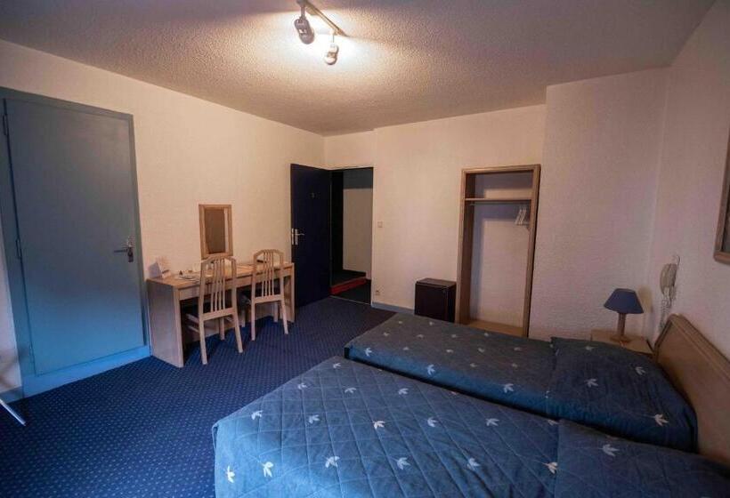 Номер Стандарт, Hôtel De La Poste