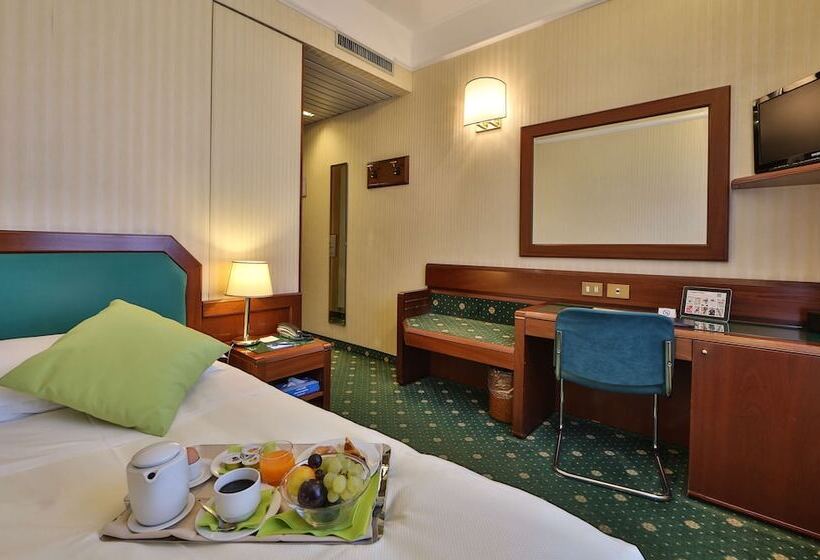 اتاق استاندارد, Astoria Sure Hotel Collection By Best Western