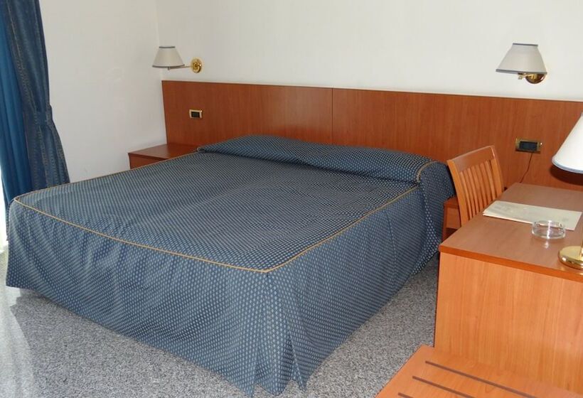 Номер Комфорт, 90