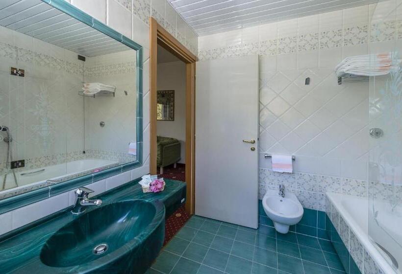 اتاق استاندارد یک نفره, Lido La Perla Nera