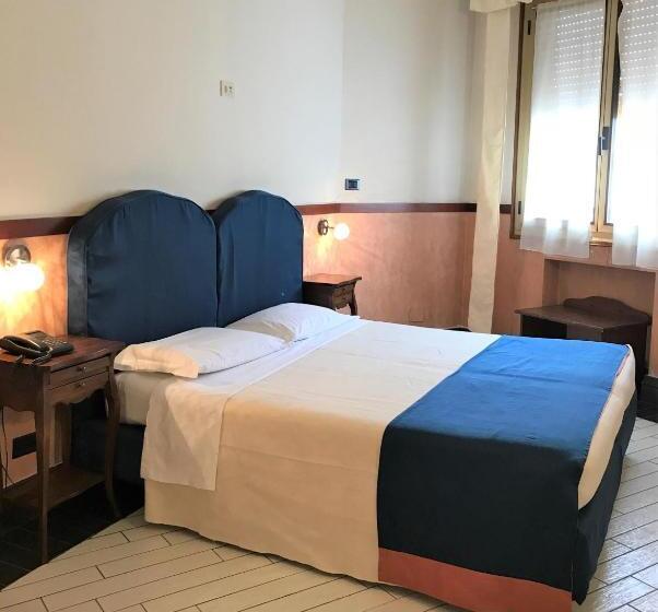 スタンダード４人部屋, San Felice