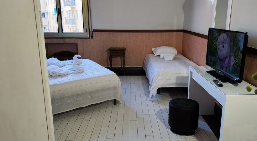 スタンダード４人部屋, San Felice
