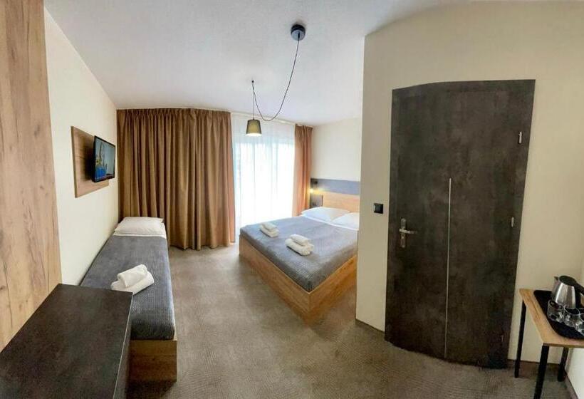 חדר דלוקס לשלושה, Baltic Sun Spa