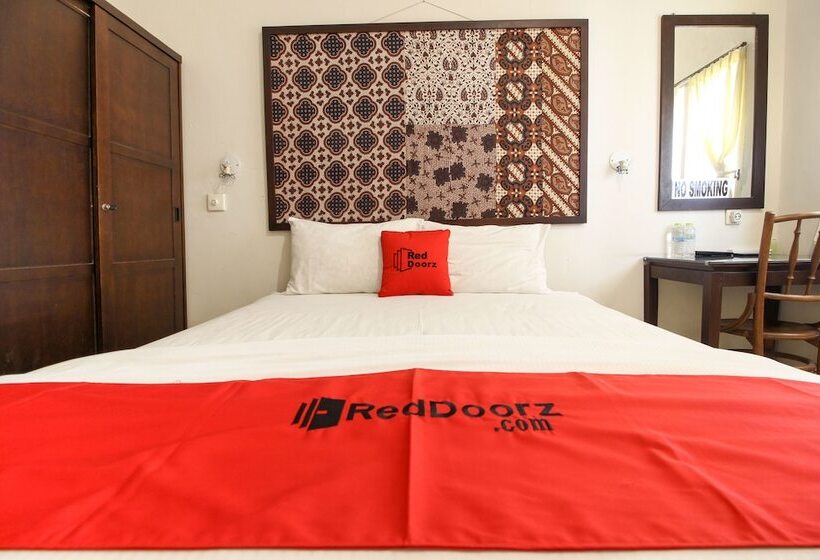 Номер Стандарт, Reddoorz Syariah Near Wijilan Yogyakarta
