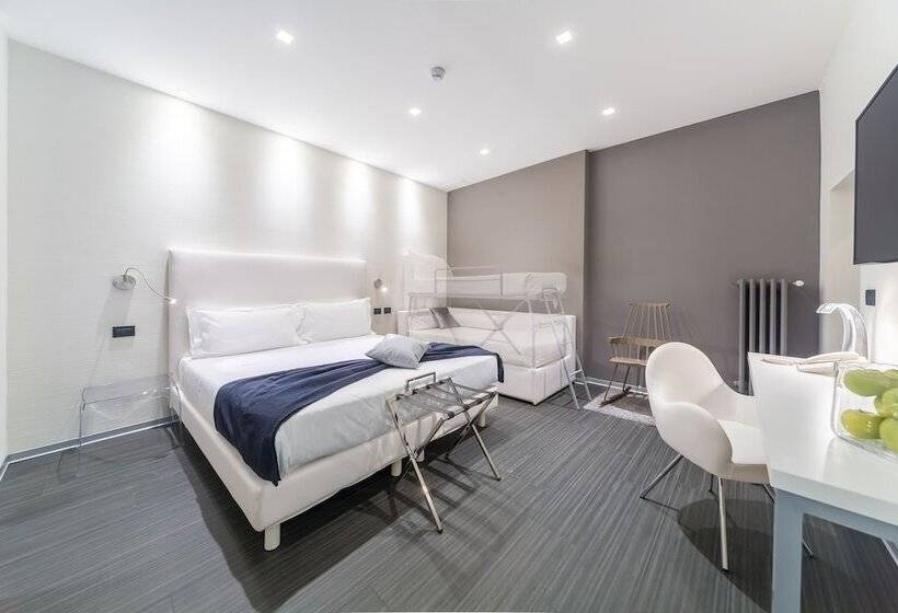 スタンダードトリプルルーム, Metropolitan