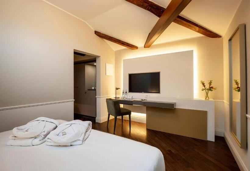 スタンダードルーム, Villa Soligo   Small Luxury Hotels Of The World