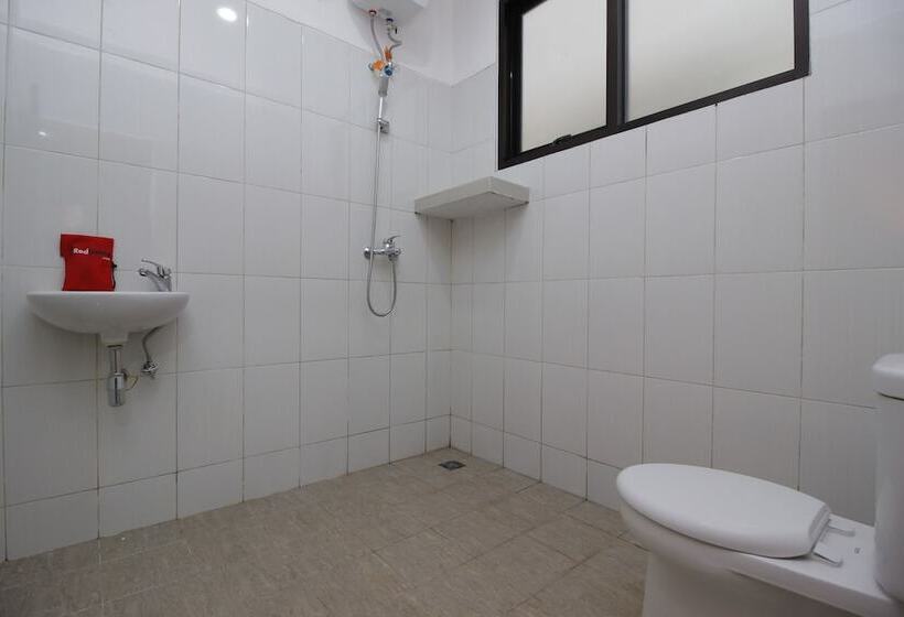 Номер Стандарт, Reddoorz Premium @ Gandaria Jagakarsa
