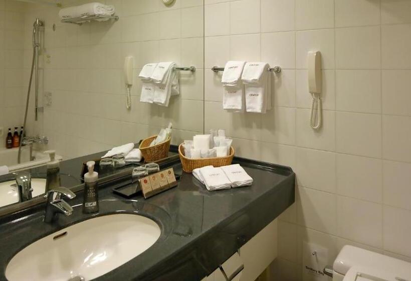 اتاق استاندارد با چشم‌انداز, Odakyu Hotel Century Southern Tower