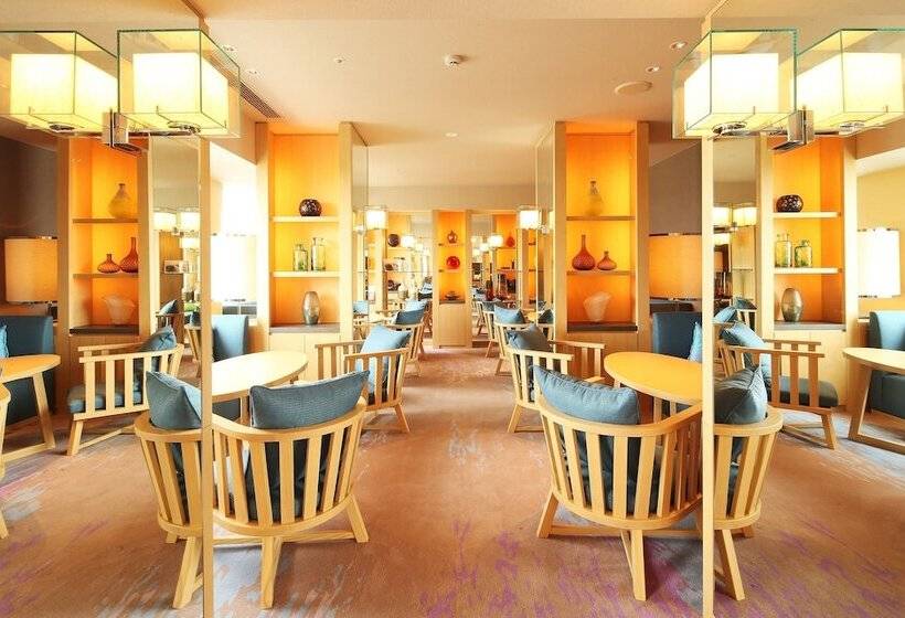 Номер Deluxe с Видом, Grand Prince Hotel Hiroshima
