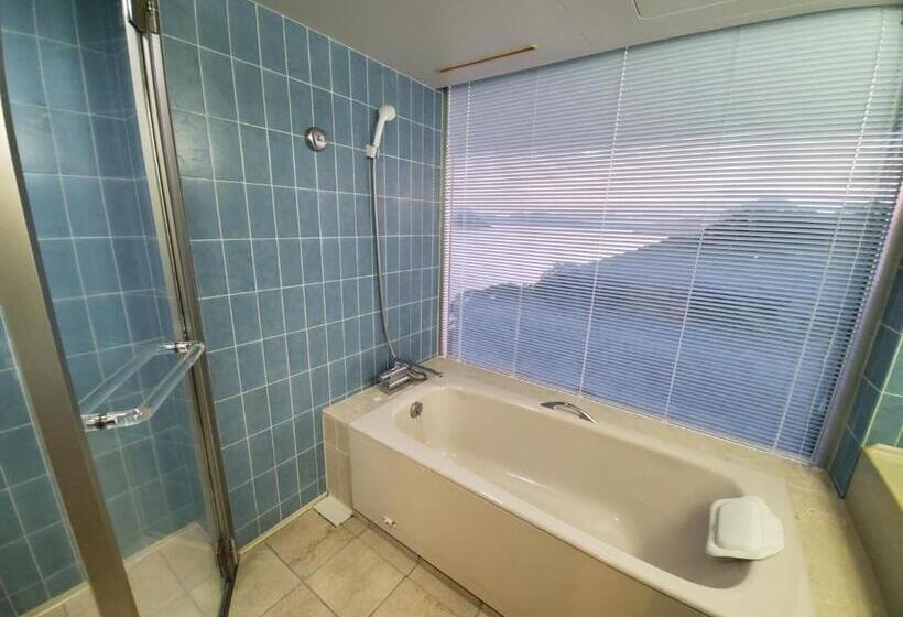 Номер Deluxe с Видом, Grand Prince Hotel Hiroshima