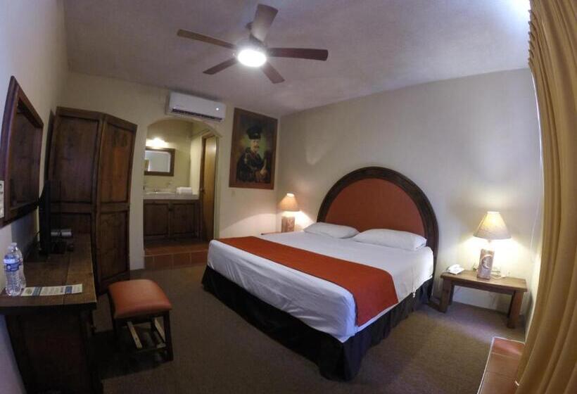 Quarto Estandar Cama King, Club Cantamar Beach Hotel & Marina