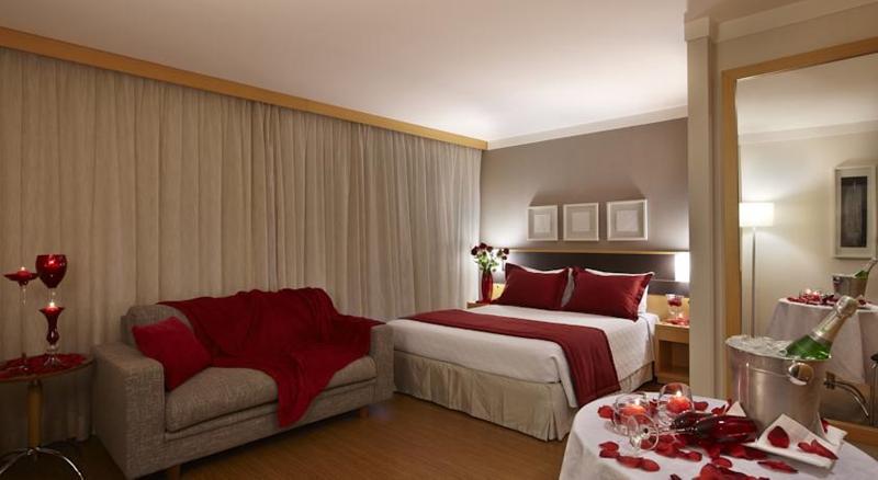 Номер Deluxe, Grand Mega Resort And Spa Cepu
