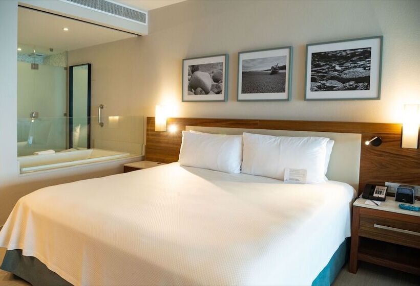 Quarto Estandar Cama King, Emporio Cancun   Buy All Inclusive Option