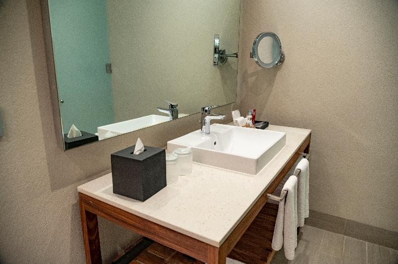 Quarto Estandar Vista Mar, Emporio Cancun   Buy All Inclusive Option