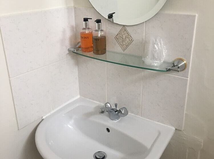 이코노미 룸, Bridge Farm Guesthouse Rooms