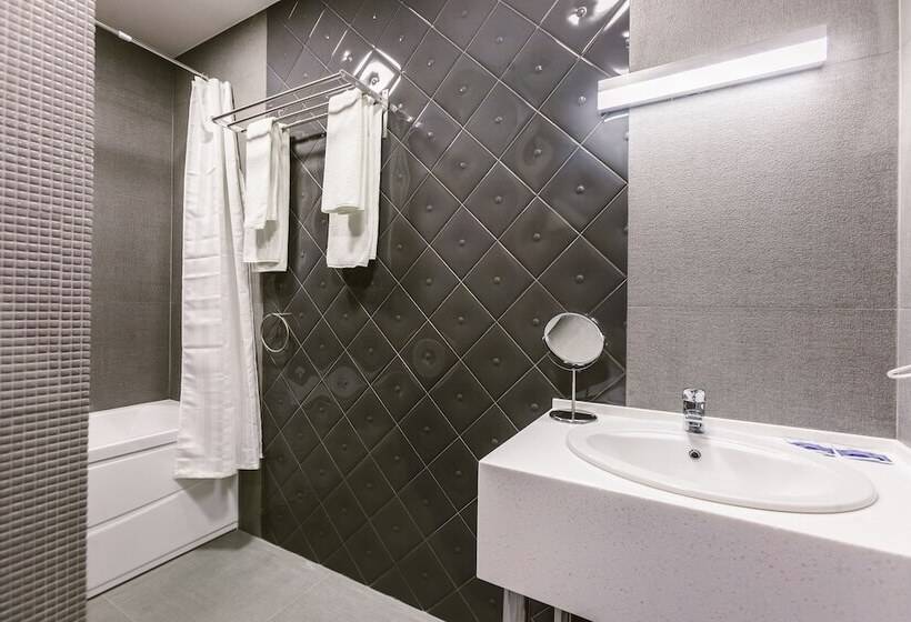 سوییت لوکس, Simpatico Apart Hotel Tyumen Centre