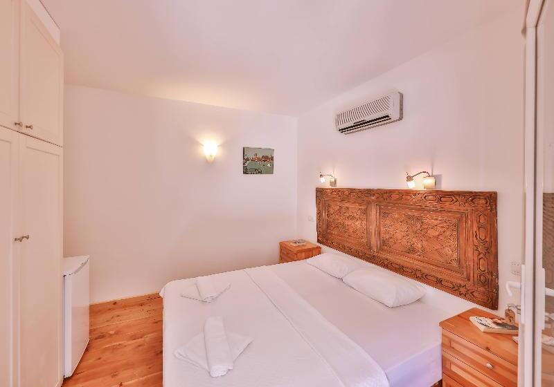 Номер Стандарт, Luna Kaş