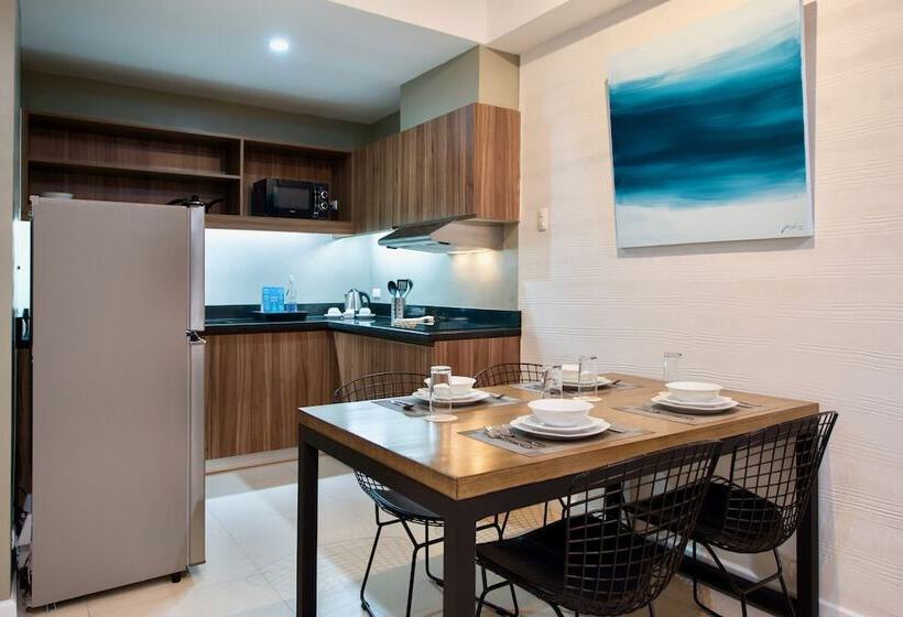 스위트, The Sphere Serviced Residences Managed By Hii