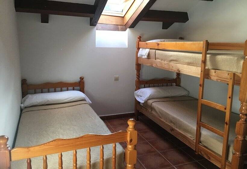 스탠다드 트리플 룸, Albergue Cabrales   Hostel