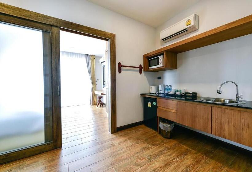 Quarto Deluxe, Casa Bella Phuket