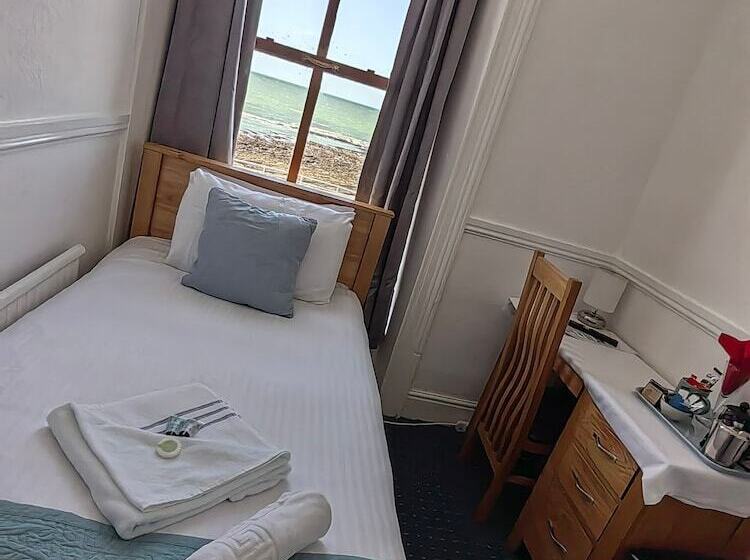 스탠다드 싱글 룸 공동욕실, Cardigan And Celtic Bay Guest House