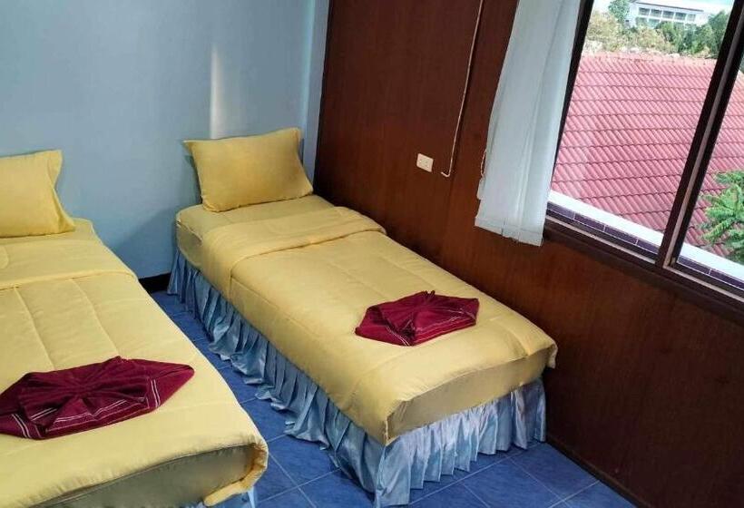 Standardzimmer mit Meerblick, Tanyaporn House