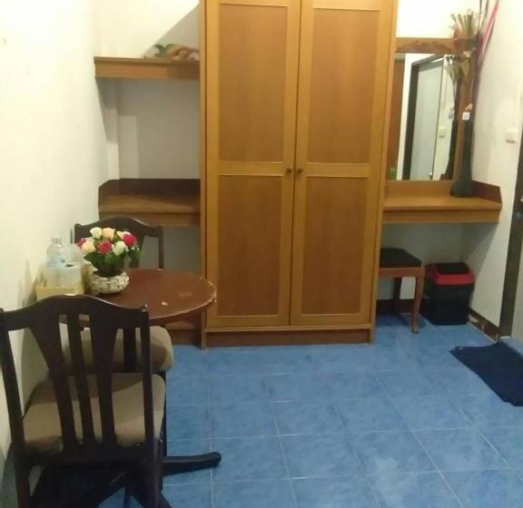Standardzimmer, Tanyaporn House