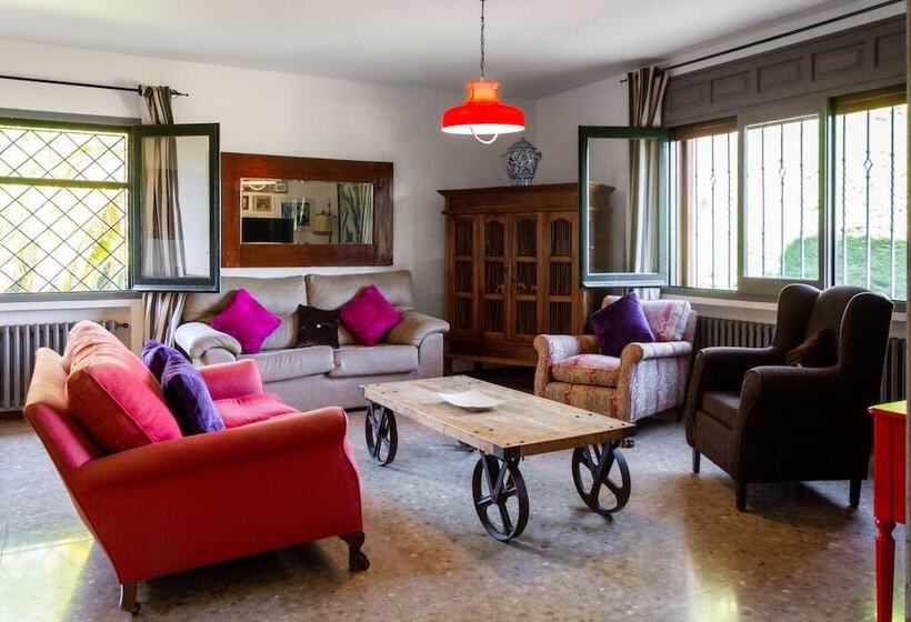 Дом 3 Спальни, Finca Belllloc