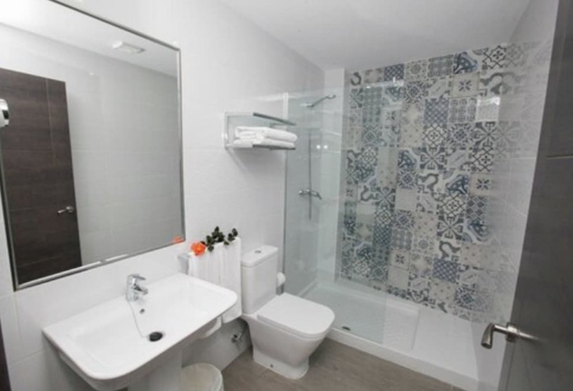 Номер Стандарт Трехместный, Hostal Boutique Bajamar