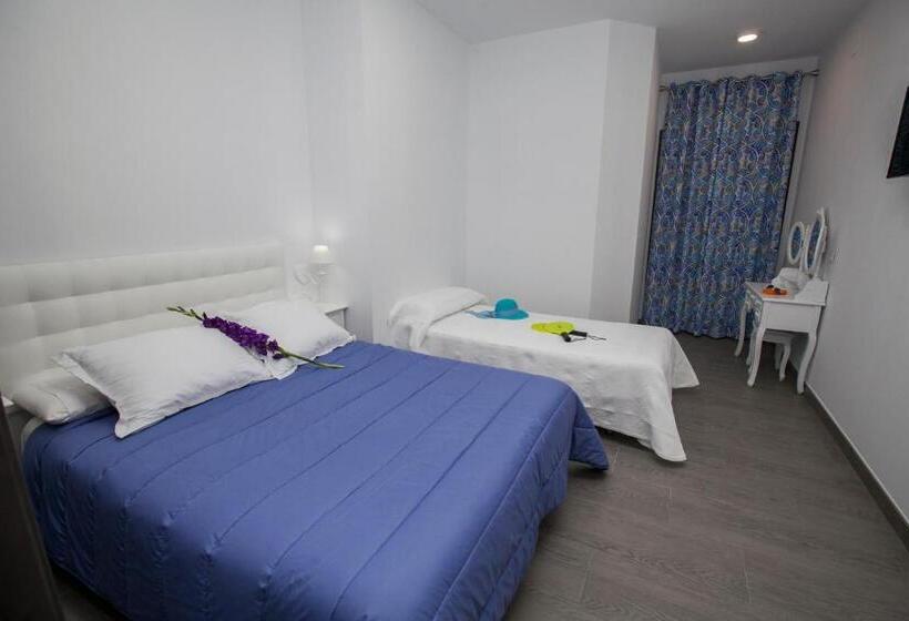 Номер Стандарт Трехместный, Hostal Boutique Bajamar